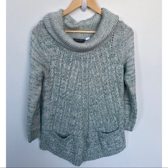Anthropologie Guinevere Cable Knit Turtkeneck Sweater - Picture 3 of 7